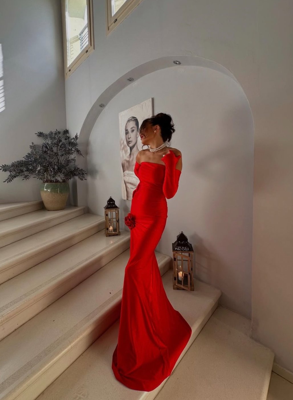 Rochie roșie de seară cu mănuși - Atelier Cataleya